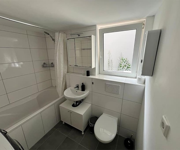 Badezimmer mit Wanne